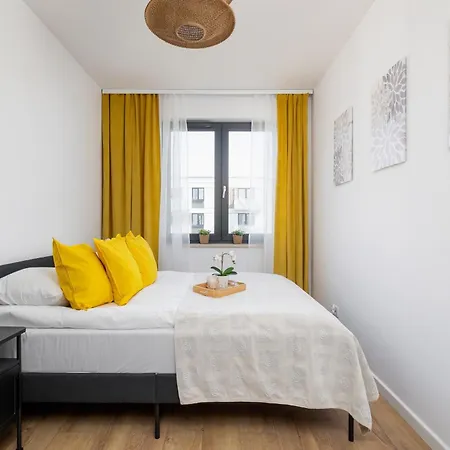 Wybickiego Stylish With Parking And Air Conditioning In Cracow By Renters *