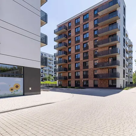 Wybickiego Stylish With Parking And Air Conditioning In Cracow By Renters Апартаменты