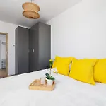 Wybickiego Stylish With Parking And Air Conditioning In Cracow By Renters Krakov